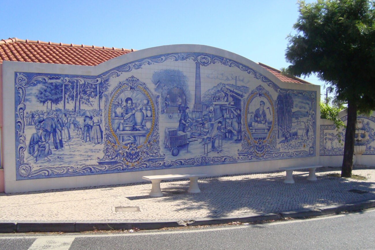 Painel Azulejos evocativo Cruz Legua - Porto de Mós